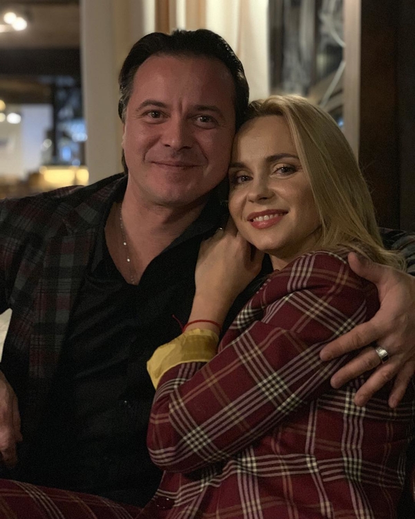 Идеальные: Лилия Ребрик поделилась семейным селфи