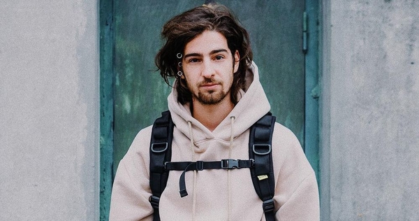 "В женском отделе одевается": Владимир Дантес похвастался новым нарядом