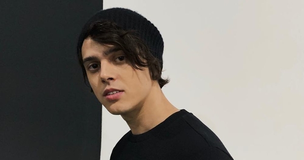 ALEKSEEV выпустил новый клип в честь 8 марта