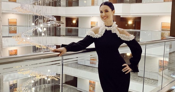 Маша Ефросинина похвасталась стройными ногами