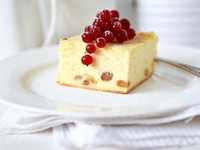 Творожная запеканка с изюмом: подробный видеорецепт