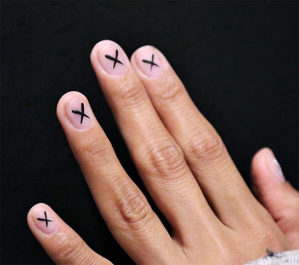 Маникюр в стиле минимализм: ТОП-25 крутых идей на весну