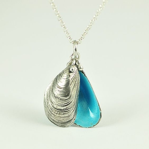 Самые модные украшения 2019: Фото тенденций весны