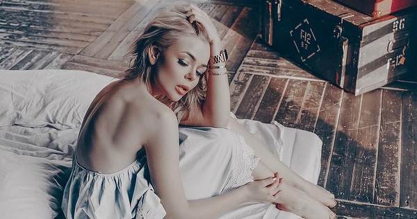 Алина Гросу порадовала фанов ярким образом