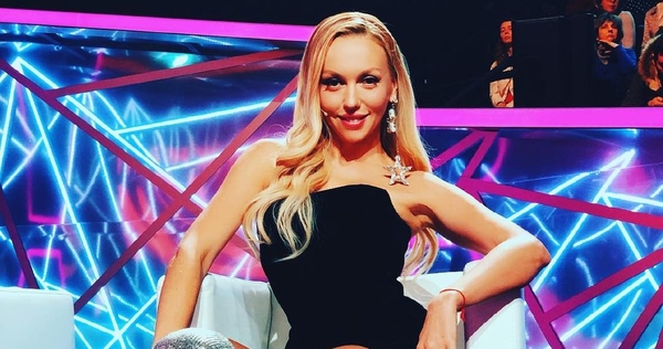 Оля Полякова поблагодарила фанов за первый миллион