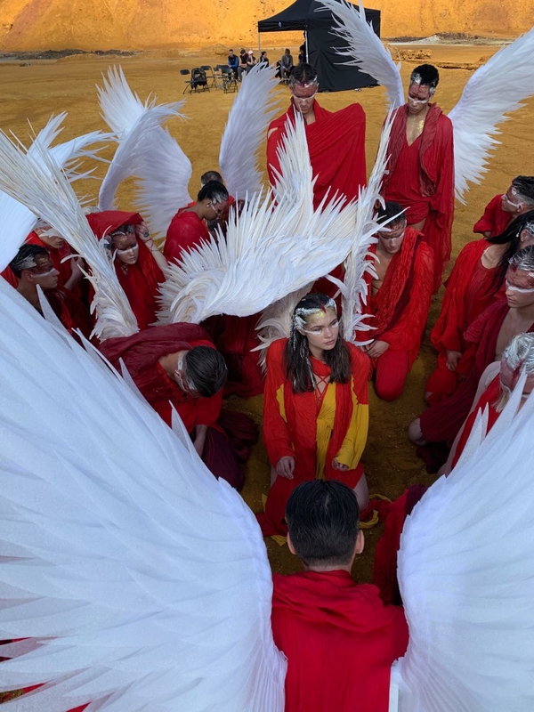 Легенда об однокрылых ангелах: Бадоев снял клип для Димаша Кудайбергенова