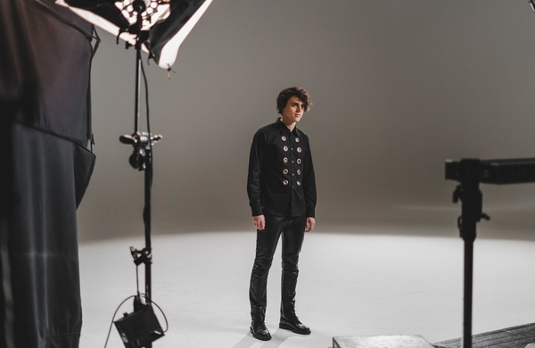 Макс Барских, Анастасия Кожевникова, ALEKSEEV в новом социальном клипе Dside Band