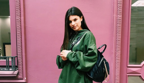 "Нашла свою эльфийку": Фото Мишель Андраде позабавило Сеть