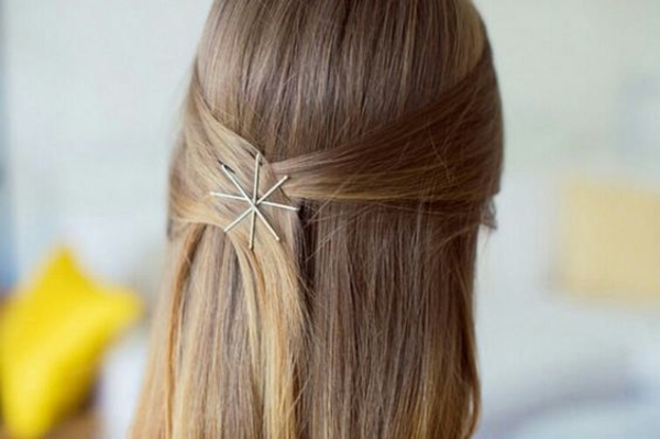 Прически с невидимками и заколками: ТОП-20 лучших идей