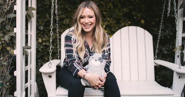 Хилари Дафф впервые показала видео, снятое сразу после родов