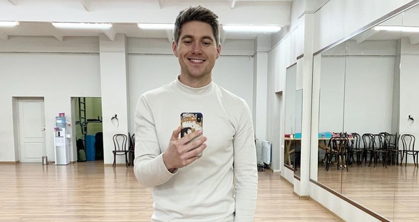 "Отрастил усы как у Зиброва": Владимир Остапчук рассмешил Сеть новым фото