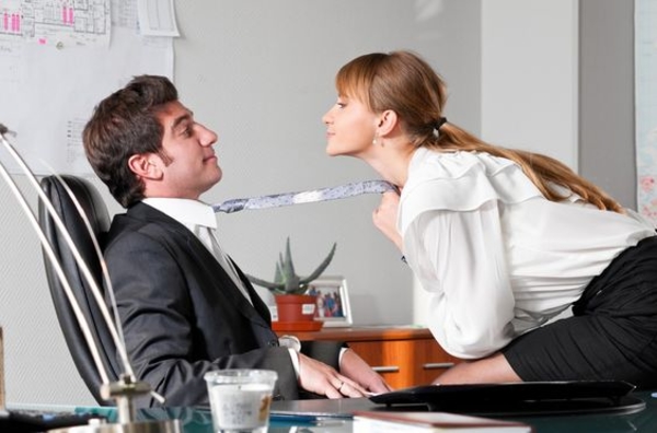 ТОП-5 главных правил служебного романа