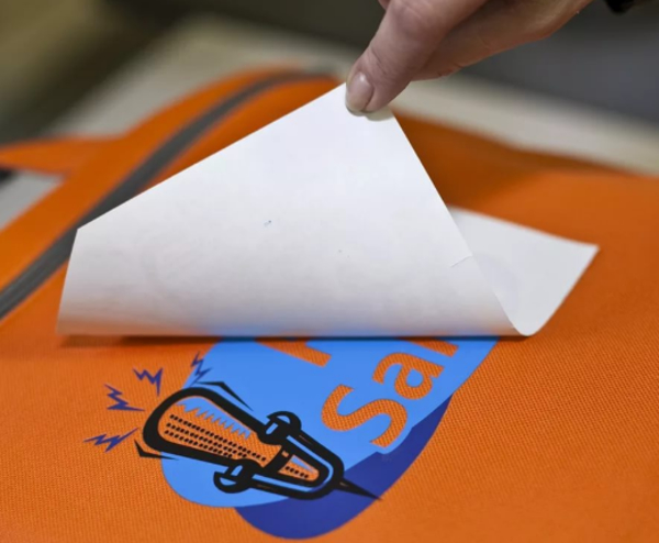 Лето близко: как сделать оригинальные футболки с принтом