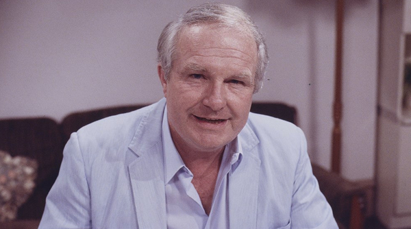 На 90-м году жизни скончался известный голливудский актер