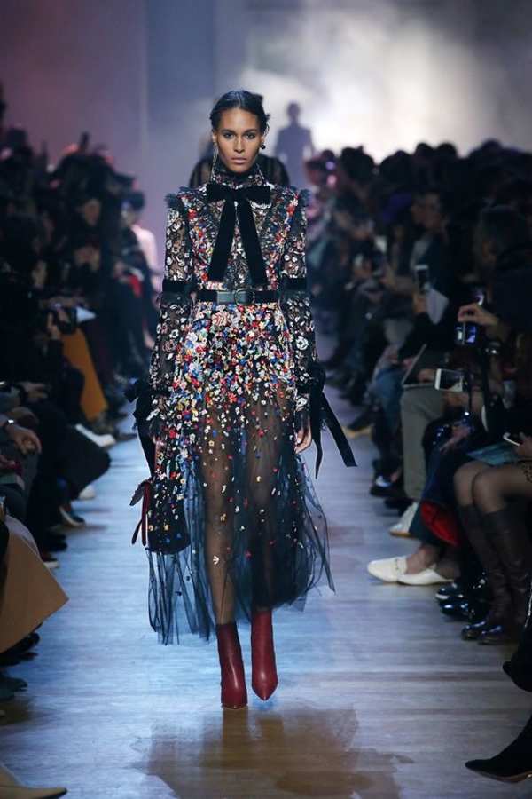 Модные вечерние платья на выпускной 2019-2020