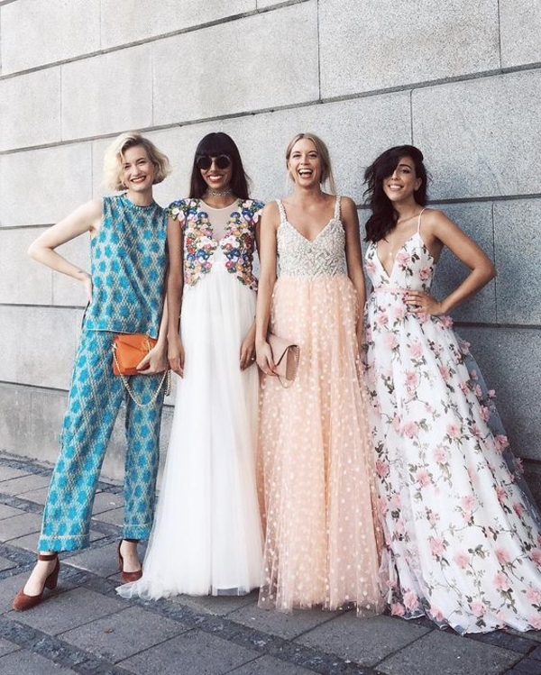 Модные вечерние платья на выпускной 2019-2020