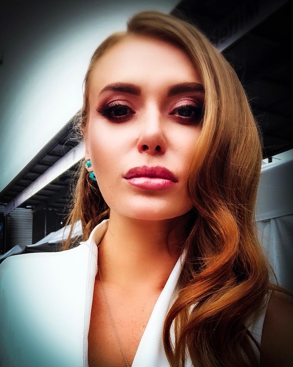 Не могу разговаривать: Слава Каминская поделилась серьезной проблемой