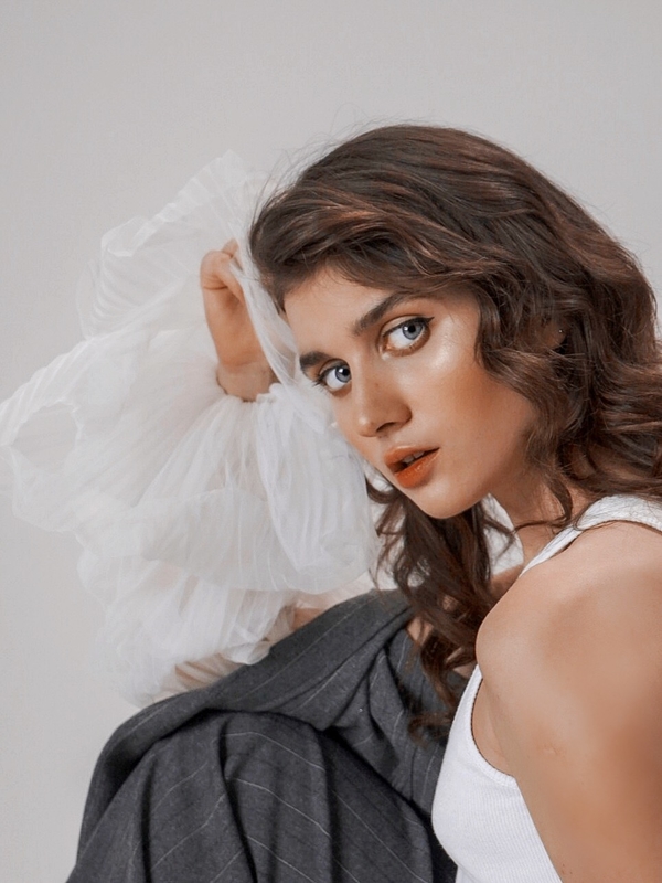 Новая звезда украинской поп-музыки: Jerry Heil выпустила сингл "Охрана отмена"