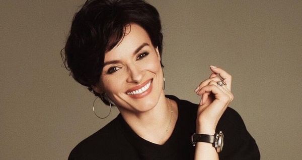 Экс-участница "ВИА Гры" поразила фанов балетной растяжкой