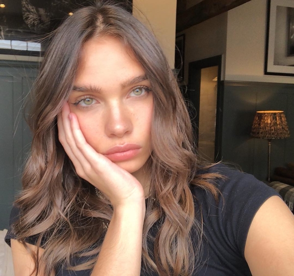 Девушку Бруклина Бекхэма раскритиковали в Сети