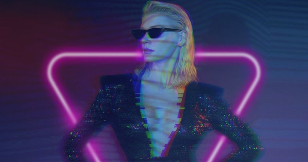 Экс-участница "ВИА Гры" Миша Романова выпустила первый сольный трек