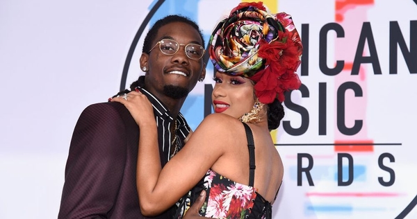 "Слишком горячо": Cardi B вместе с мужем выпустила провокационный клип