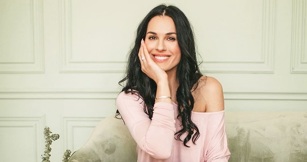 В мини-платье и ботфортах: Маша Ефросинина удивила эффектным нарядом