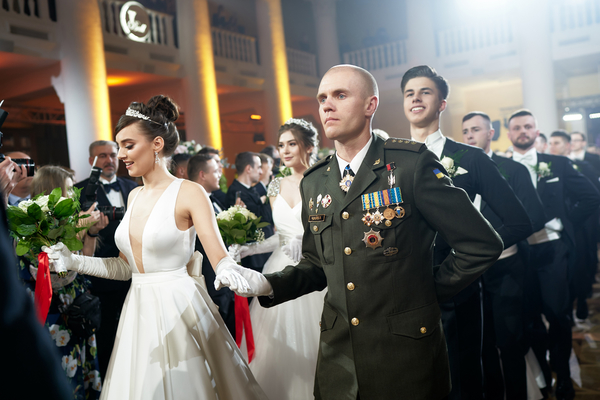 Венский бал по-украински – звезды на паркете - яркий фото-отчет события