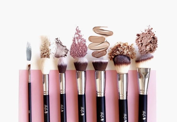 Базовые кисти для макияжа, которые должны быть в косметичке