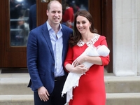 Кенсингтонский дворец показал новые фото третьего ребенка герцогов Кембриджских