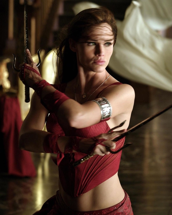 Журнал People назвал самую красивую женщину 2019-го