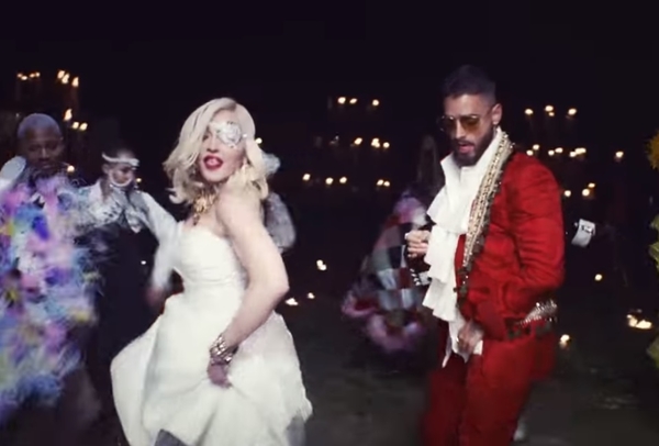 Уже "миллионник": Мадонна выпустила первый за четыре года клип