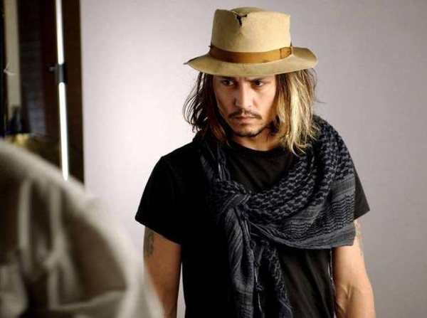 Джонни Депп закрутил роман с танцовщицей гоу-гоу из России