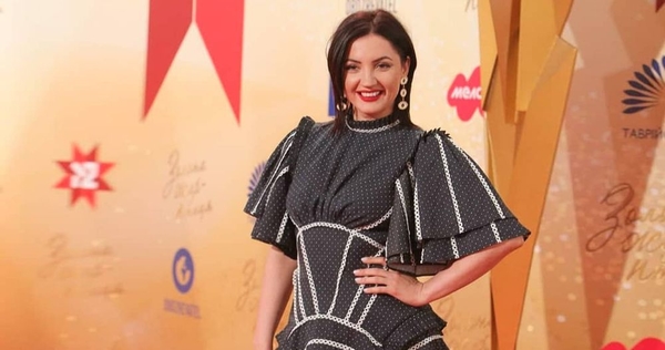 Оля Цибульская показала редкий кадр с мужем и сыном