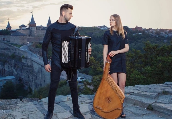 Хиты Rammstein сыграли на украинских инструментах