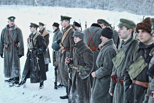 Дмитрию Ступке клеили силиконовые подглазины: По ТВ покажут экшн "Круты 1918"