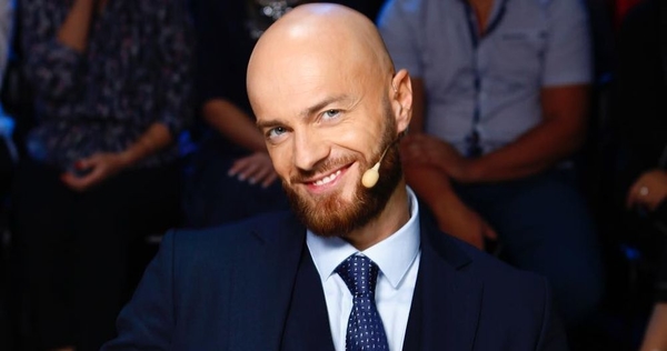 "Жена - огонь": Влад Яма показал забавное видео с супругой