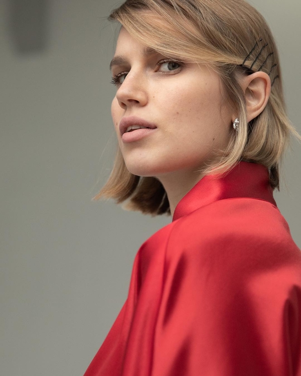 Звезда сериала "Папины дочки" побрилась наголо