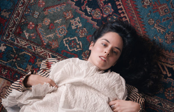 Эротическая мелодрама "Клубничка" выходит в прокат