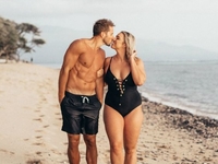 ТОП-5 лучших секс-поз для высоких и пышных женщин