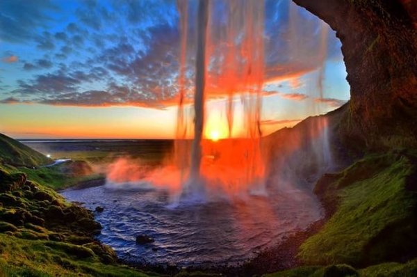 Незабываемая Исландия: Земля льда и пламени