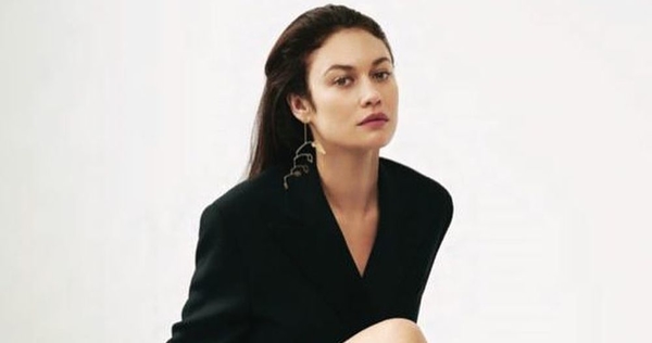 Ольга Куриленко поразила Сеть соблазнительным постельным фото