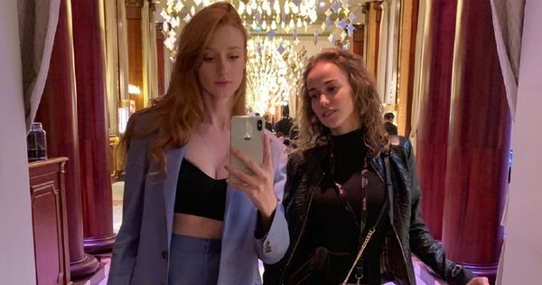 Звезды "Крепостной" в стильных нарядах блистают на Каннском кинофестивале