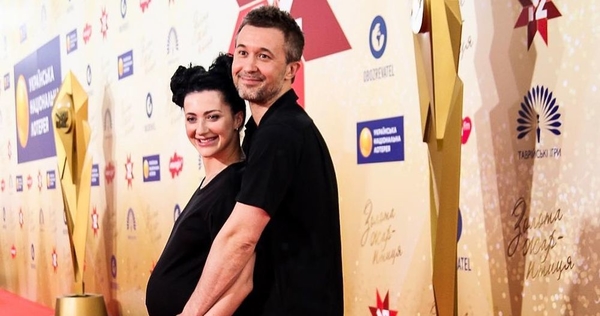 Полностью голые: Снежана и Сергей Бабкины снялись в смелой фотосессии