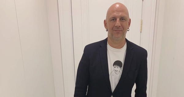 "Рад, что вложил частичку себя": Потап поздравил сына с выпускным