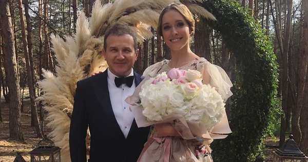 "Без макияжа и с малышом на руках": Катя Осадчая показала домашнее фото