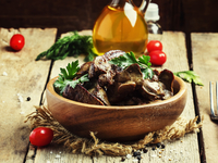 Как вкусно приготовить свиную печень