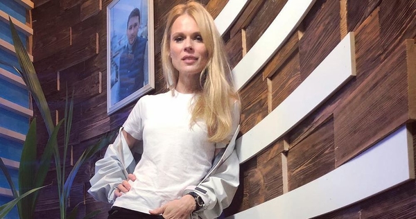 "Готовитесь к "Танцам со звездами?": Фреймут заинтриговала кадром с тренировки