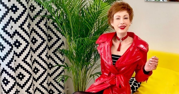 Елена-Кристина Лебедь станцевала полуголой на камеру