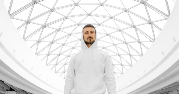 "Город": Макс Ермаков посвятил клип Киеву